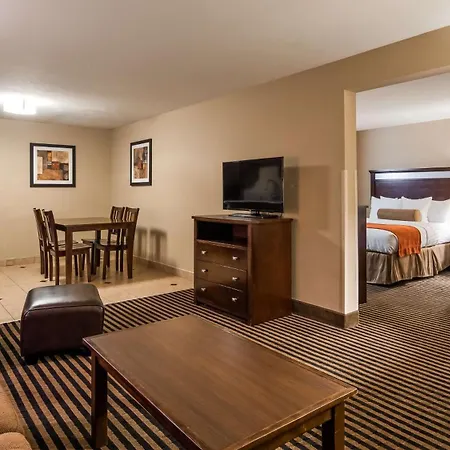 Best Western Plus Prairie Inn Albany Exterior photo