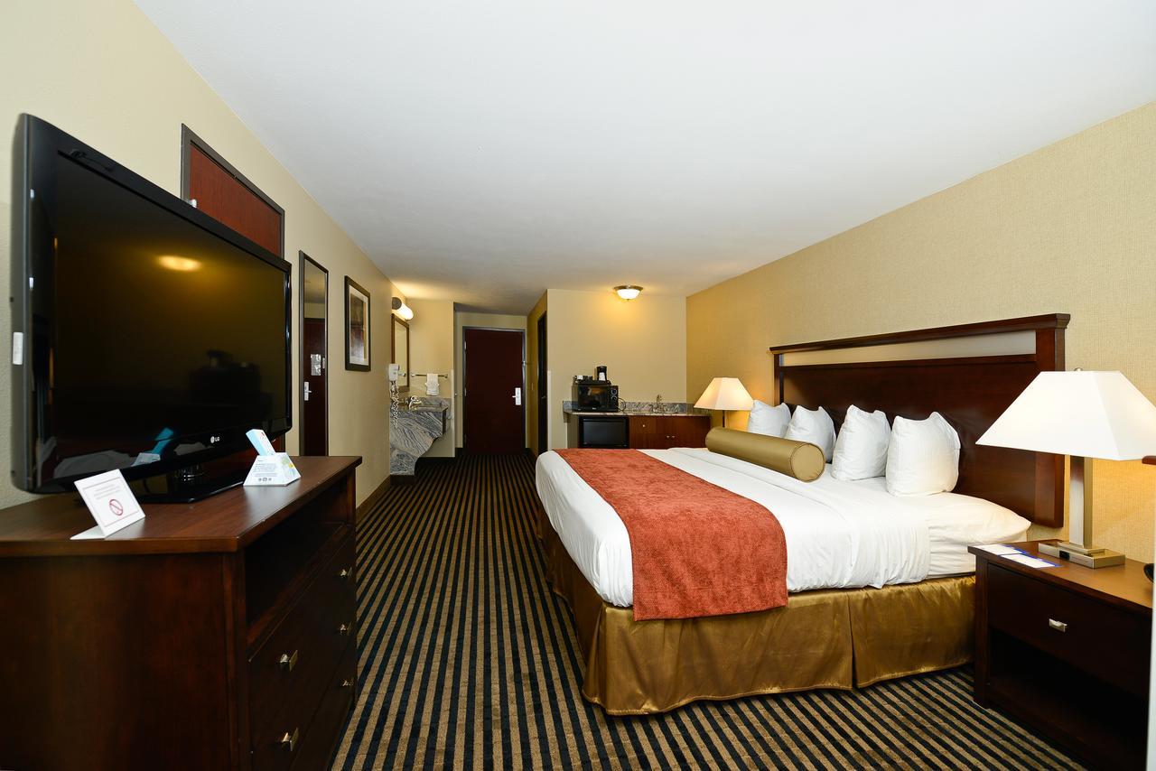 Western Prairie Hotel 3*