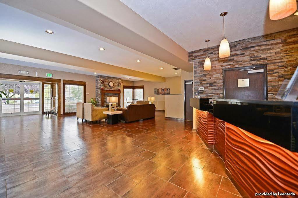 Western Prairie Hotel 3*